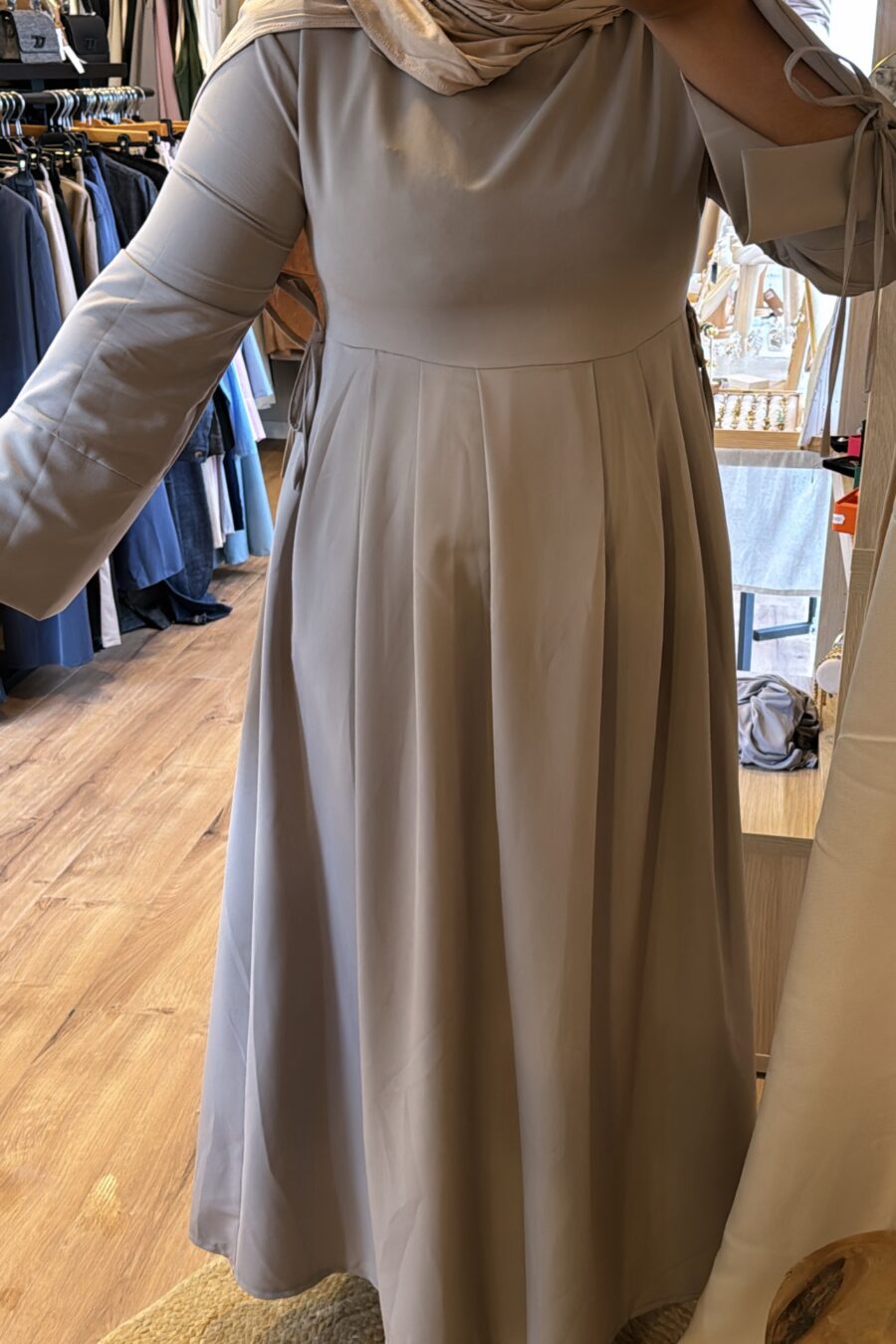 Robe LAYA