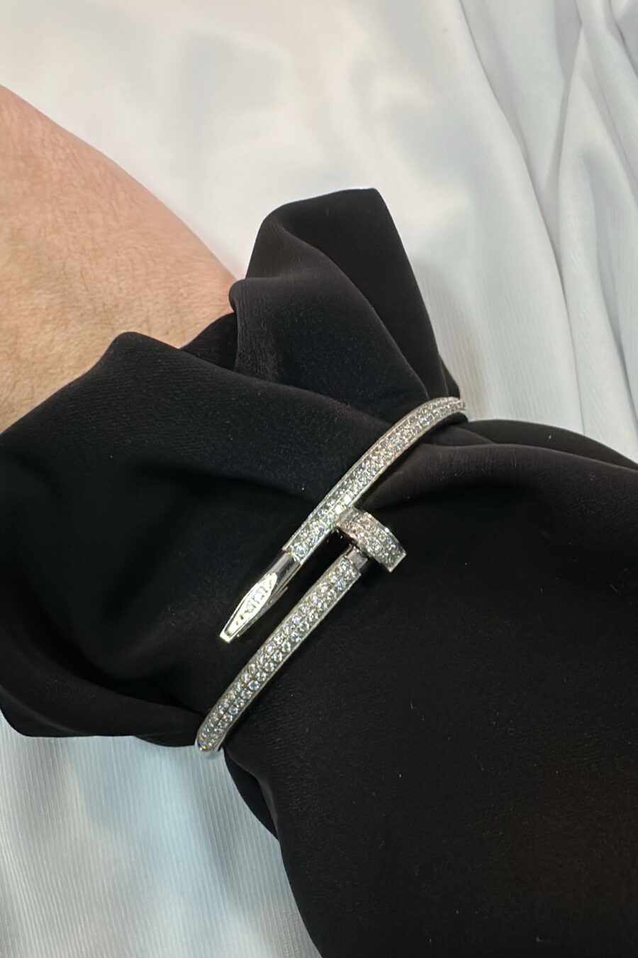 Bracelet clous